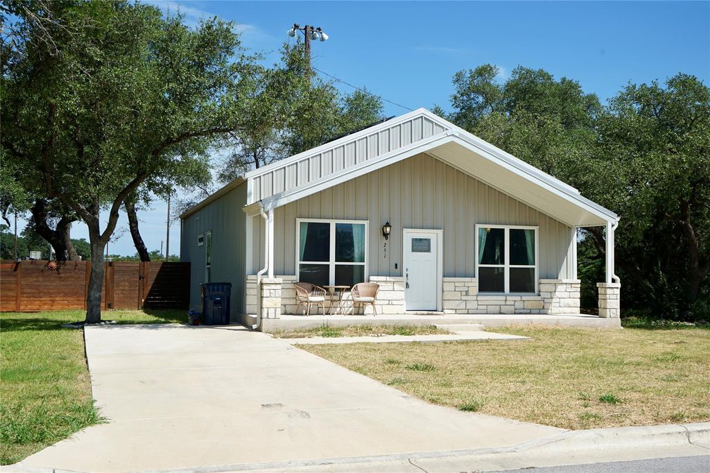 251 Western Ave, Bertram, TX 78605