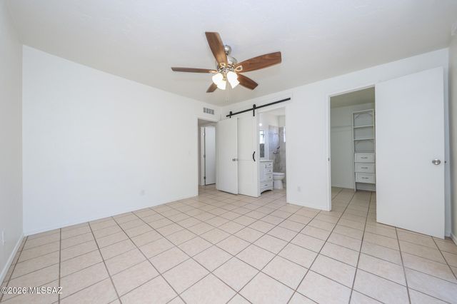 9530 E 42nd Street, Tucson, AZ 85730