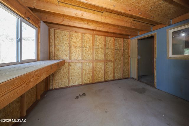 9530 E 42nd Street, Tucson, AZ 85730