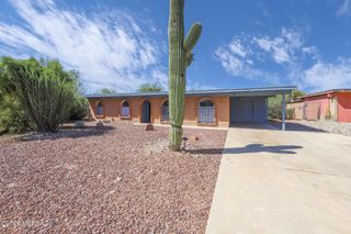 9530 E 42nd Street, Tucson, AZ 85730