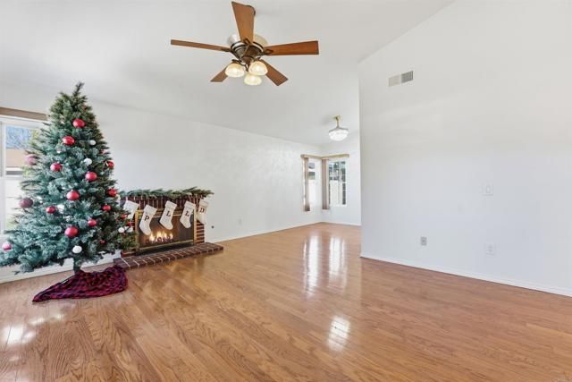 1693 Poesia Ct., San Diego, CA 92154