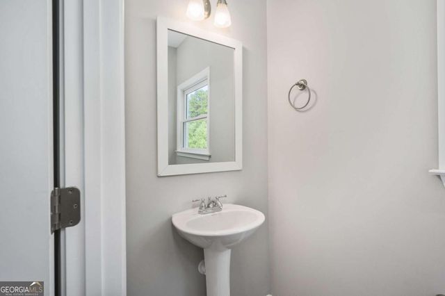 2826 Laurel Ridge Circle, East Point, GA 30344