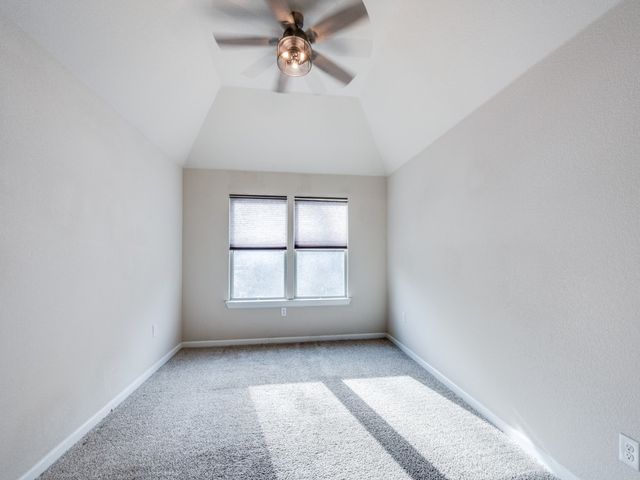 2209 Highland Villa Lane, Arlington, TX 76012