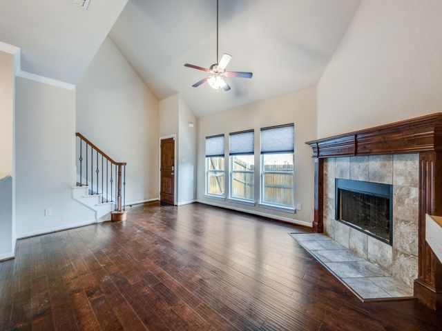 2209 Highland Villa Lane, Arlington, TX 76012