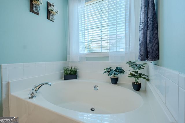 729 Wellington Drive, Monroe, GA 30655