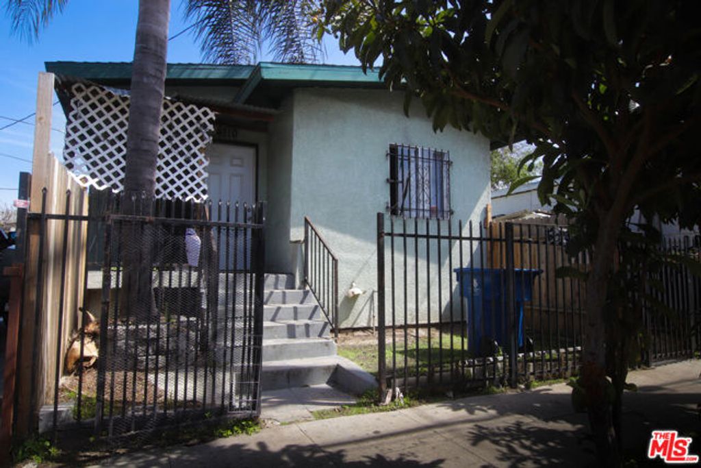 4710 E Wall St Street, Los Angeles, CA 90011