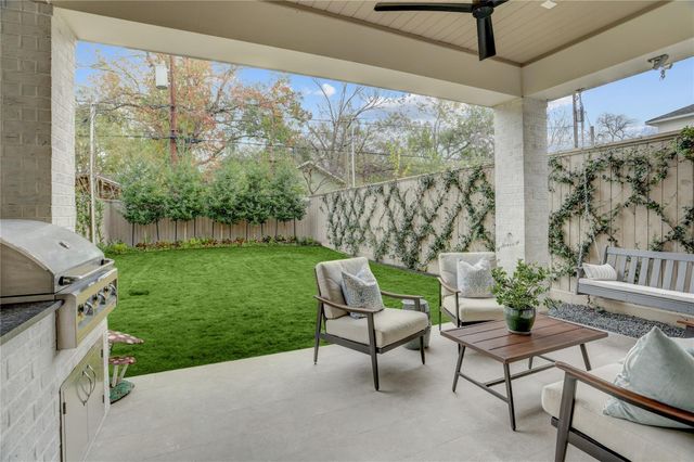 1014 Ashland Street, Houston, TX 77008