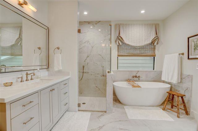 1014 Ashland Street, Houston, TX 77008