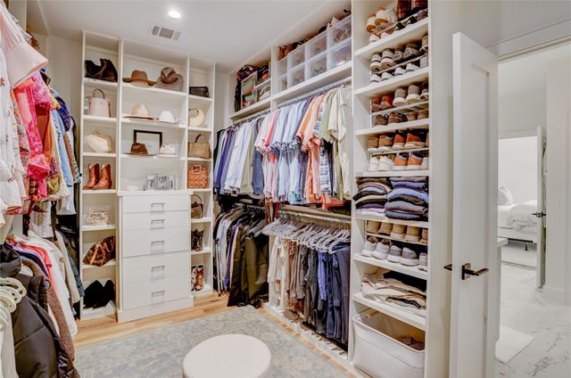 1014 Ashland Street, Houston, TX 77008