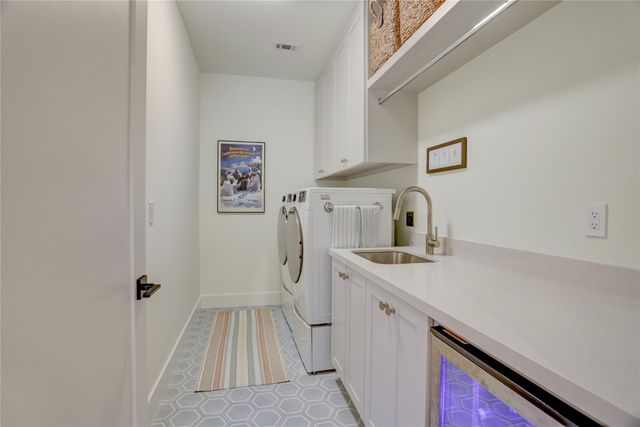 1014 Ashland Street, Houston, TX 77008