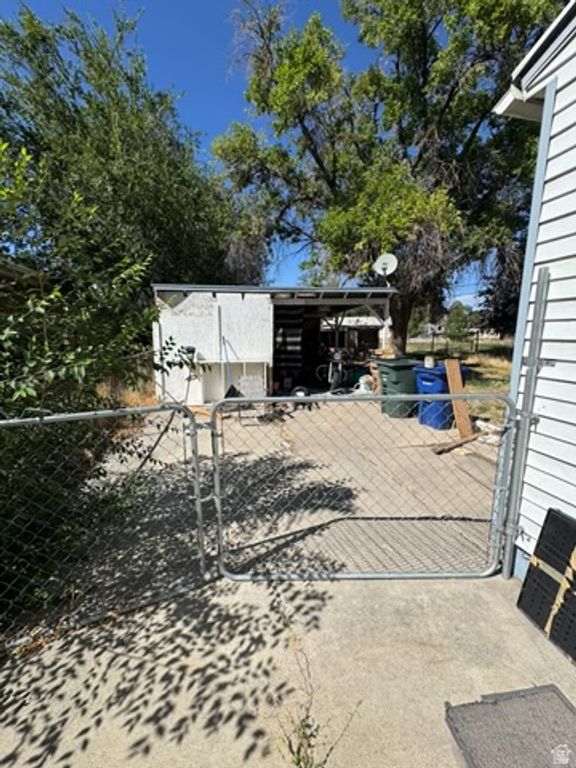 1554 W HAYES AVE, Salt Lake City, UT 84104 — photo 3