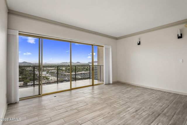 4750 N CENTRAL Avenue L17, Phoenix, AZ 85012