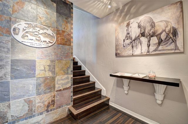 502 E Avenue J C, Grand Prairie, TX 75050