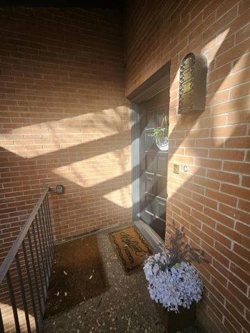 502 E Avenue J C, Grand Prairie, TX 75050