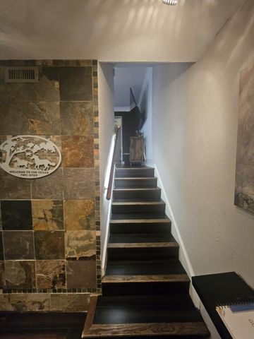 502 E Avenue J C, Grand Prairie, TX 75050