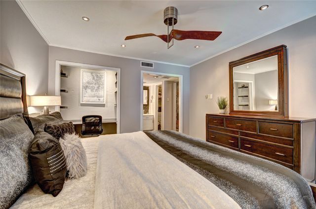 502 E Avenue J C, Grand Prairie, TX 75050