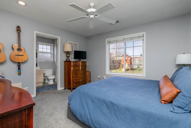 1303 LONDON DR, Columbia, MO 65203