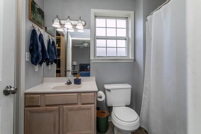 1303 LONDON DR, Columbia, MO 65203