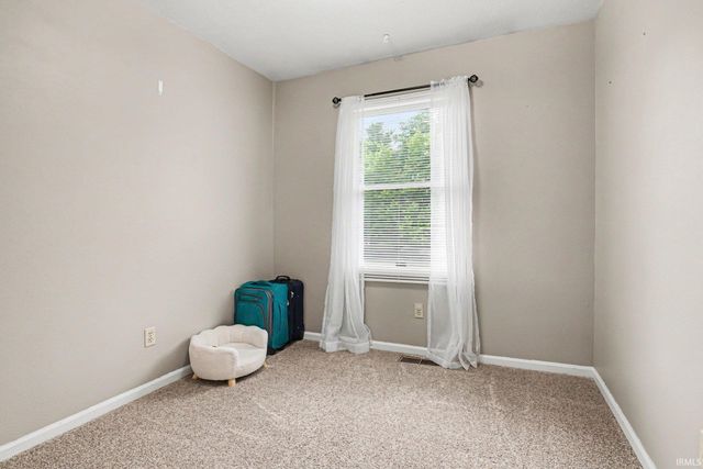 1728 Manor Haus Ct Apt A2, Goshen, IN 46526
