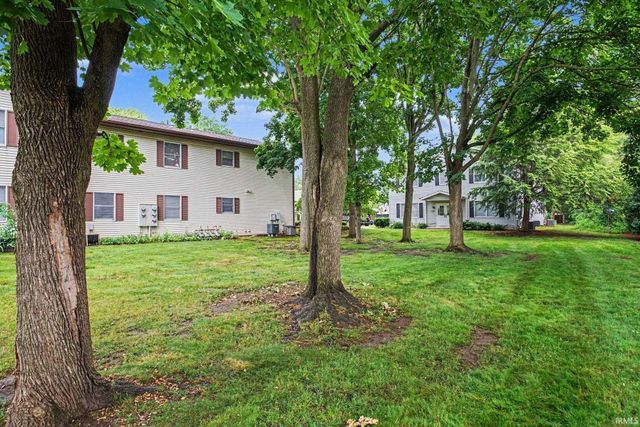 1728 Manor Haus Ct Apt A2, Goshen, IN 46526