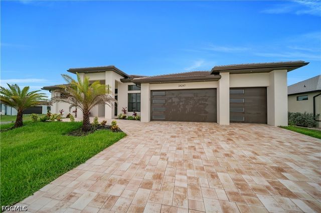 24247 San Lucas LN, Punta Gorda, FL 33955
