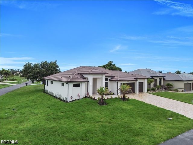 24247 San Lucas LN, Punta Gorda, FL 33955