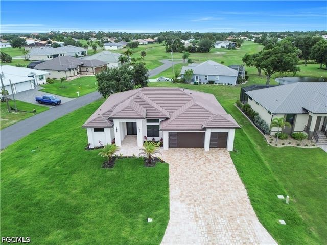 24247 San Lucas LN, Punta Gorda, FL 33955
