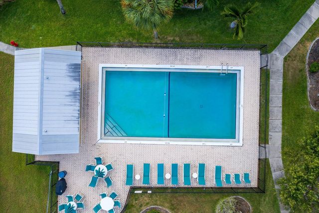 25188 MARION AVENUE E301, Punta Gorda, FL 33950