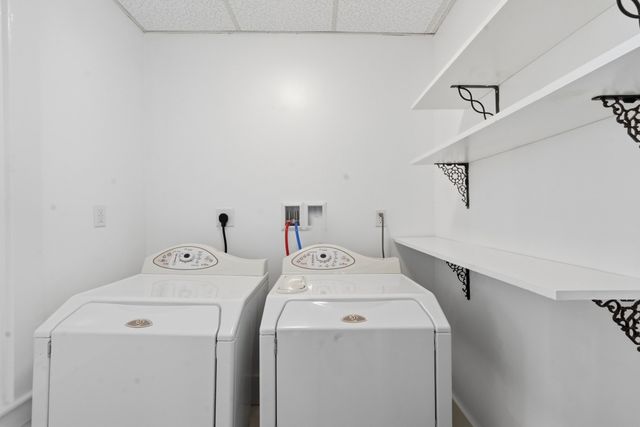 16 Cottage St, West Brookfield, MA 01585