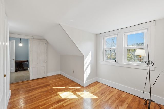 16 Cottage St, West Brookfield, MA 01585