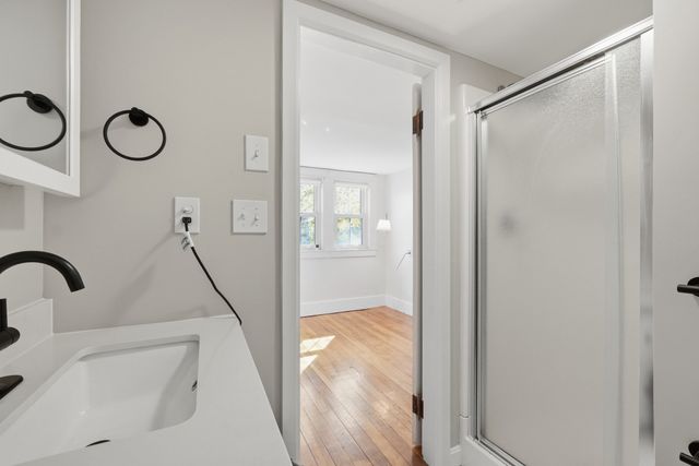 16 Cottage St, West Brookfield, MA 01585