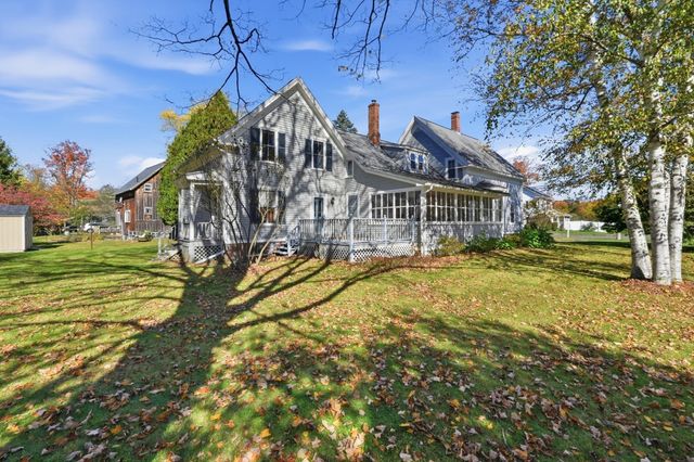 16 Cottage St, West Brookfield, MA 01585