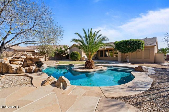 4662 W FALLEN LEAF Lane, Glendale, AZ 85310