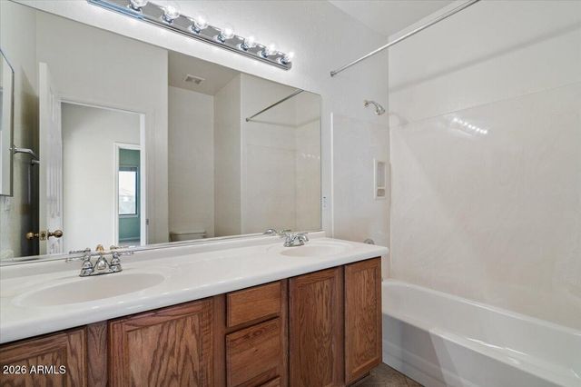 4662 W FALLEN LEAF Lane, Glendale, AZ 85310