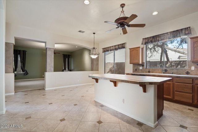 4662 W FALLEN LEAF Lane, Glendale, AZ 85310