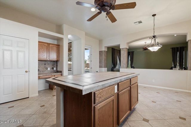 4662 W FALLEN LEAF Lane, Glendale, AZ 85310