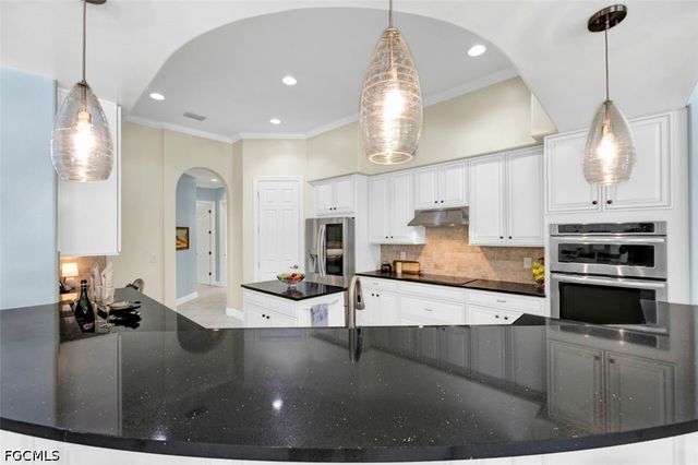 10640 Highgrove PL, Fort Myers, FL 33913