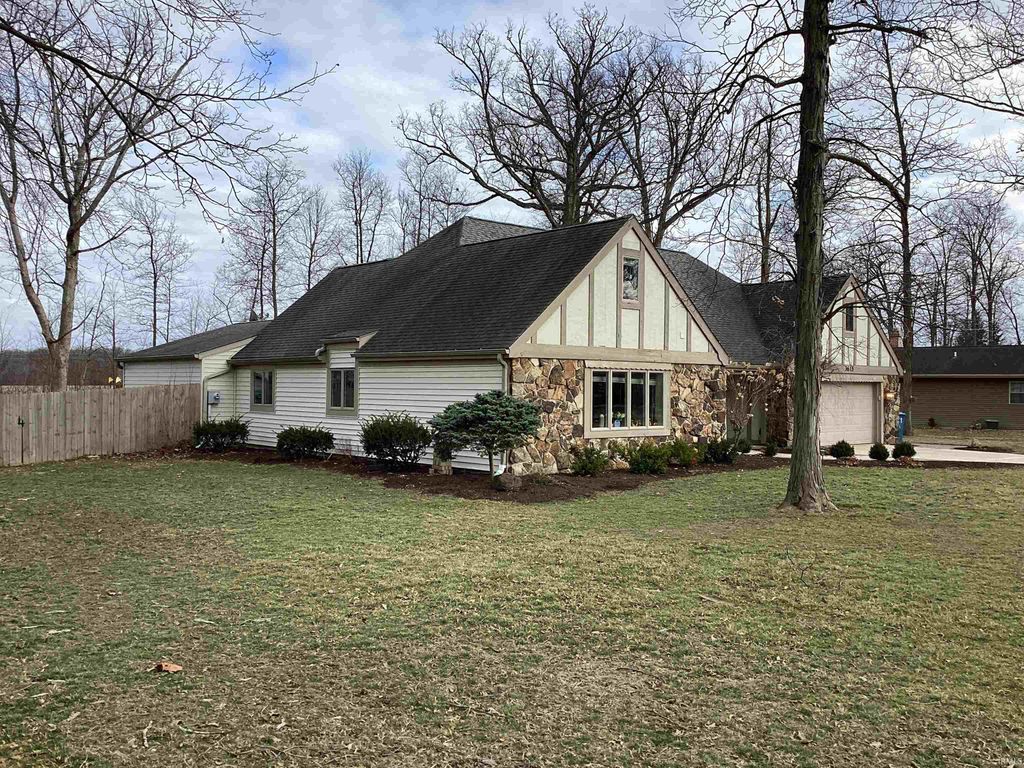 3615 N Shady Lane, Decatur, IN 46733