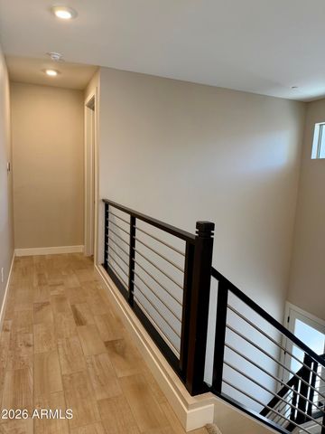 2121 W SONORAN DESERT Drive 1, Phoenix, AZ 85085