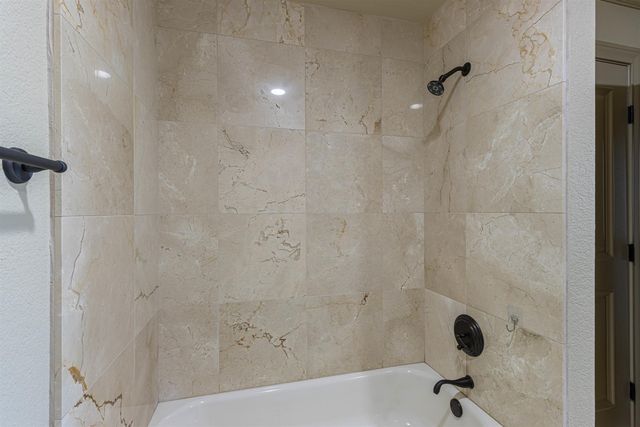 2801 Wexford Dr #1006, Tyler, TX 75709