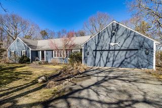 218 Oakmont Rd, Barnstable, MA 02675