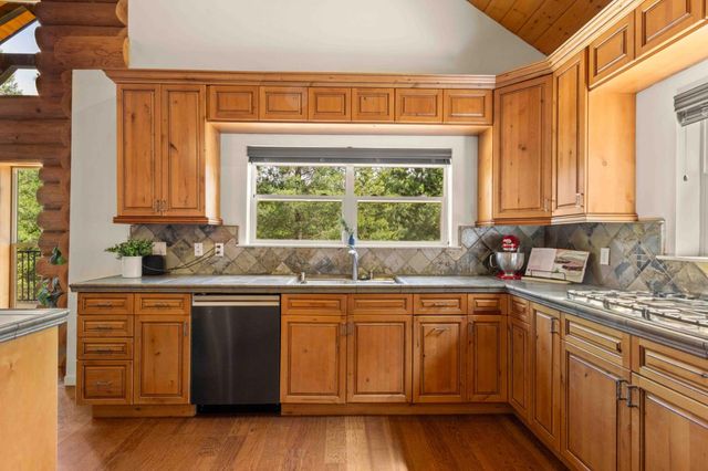 5711 Marigold Cir, Pollock Pines, CA 95726