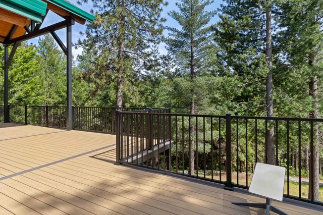 5711 Marigold Cir, Pollock Pines, CA 95726