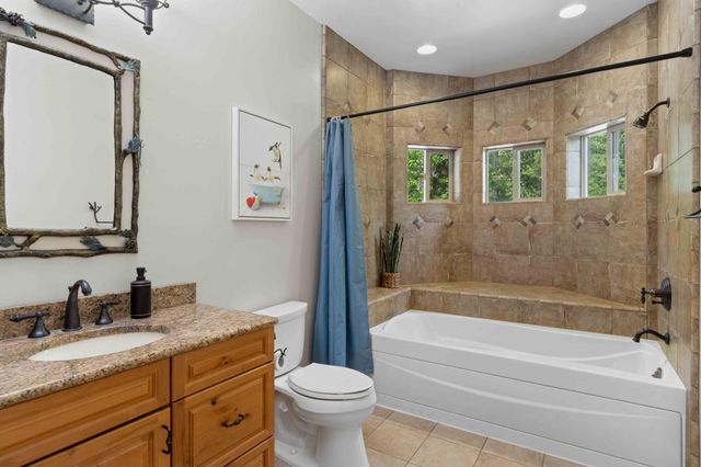 5711 Marigold Cir, Pollock Pines, CA 95726