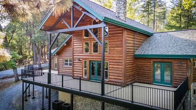 5711 Marigold Cir, Pollock Pines, CA 95726