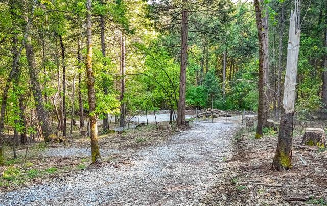 5711 Marigold Cir, Pollock Pines, CA 95726