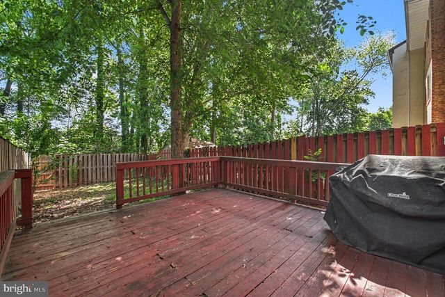 14806 PALMERSTON SQ, Centreville, VA 20120