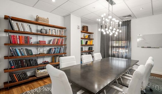 99 Kneeland St 1608, Boston, MA 02111