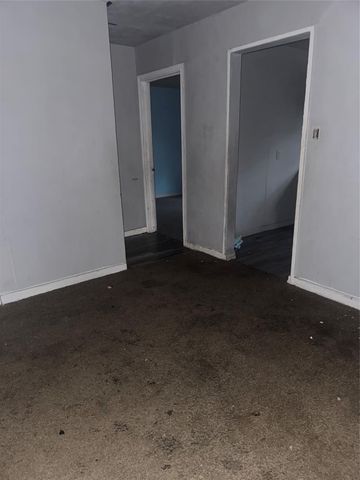 5326 Kenilwood Drive, Houston, TX 77033