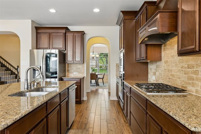 2917 Lakefield Drive, Little Elm, TX 75068